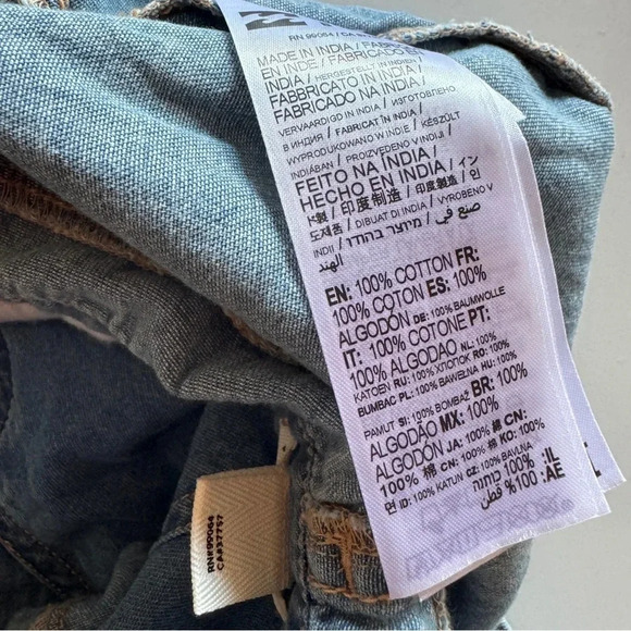 NWT Billabong || Girl’s Chambray Denim Shorts Sz. 12 - Picture 8 of 12